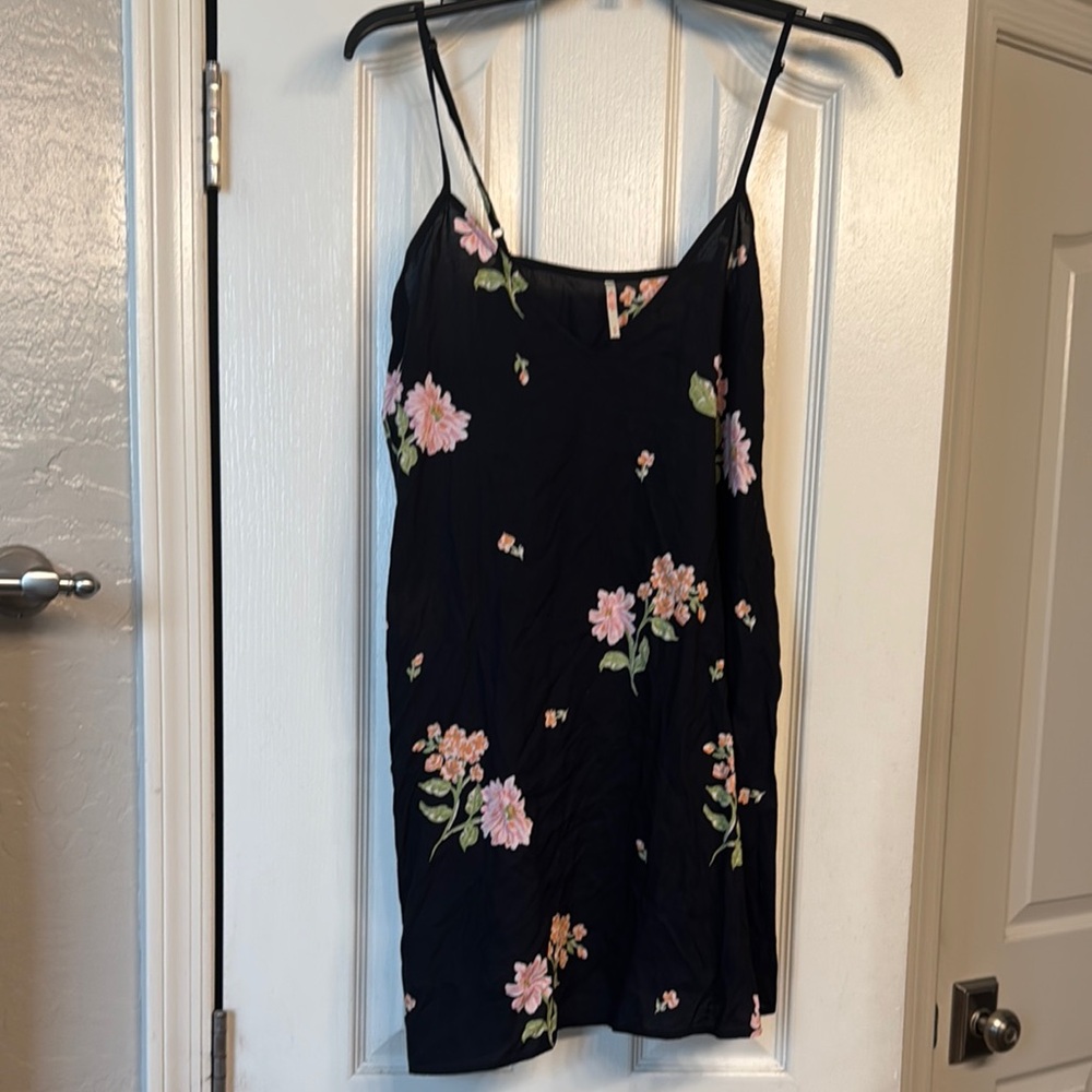 Floral Black Slip